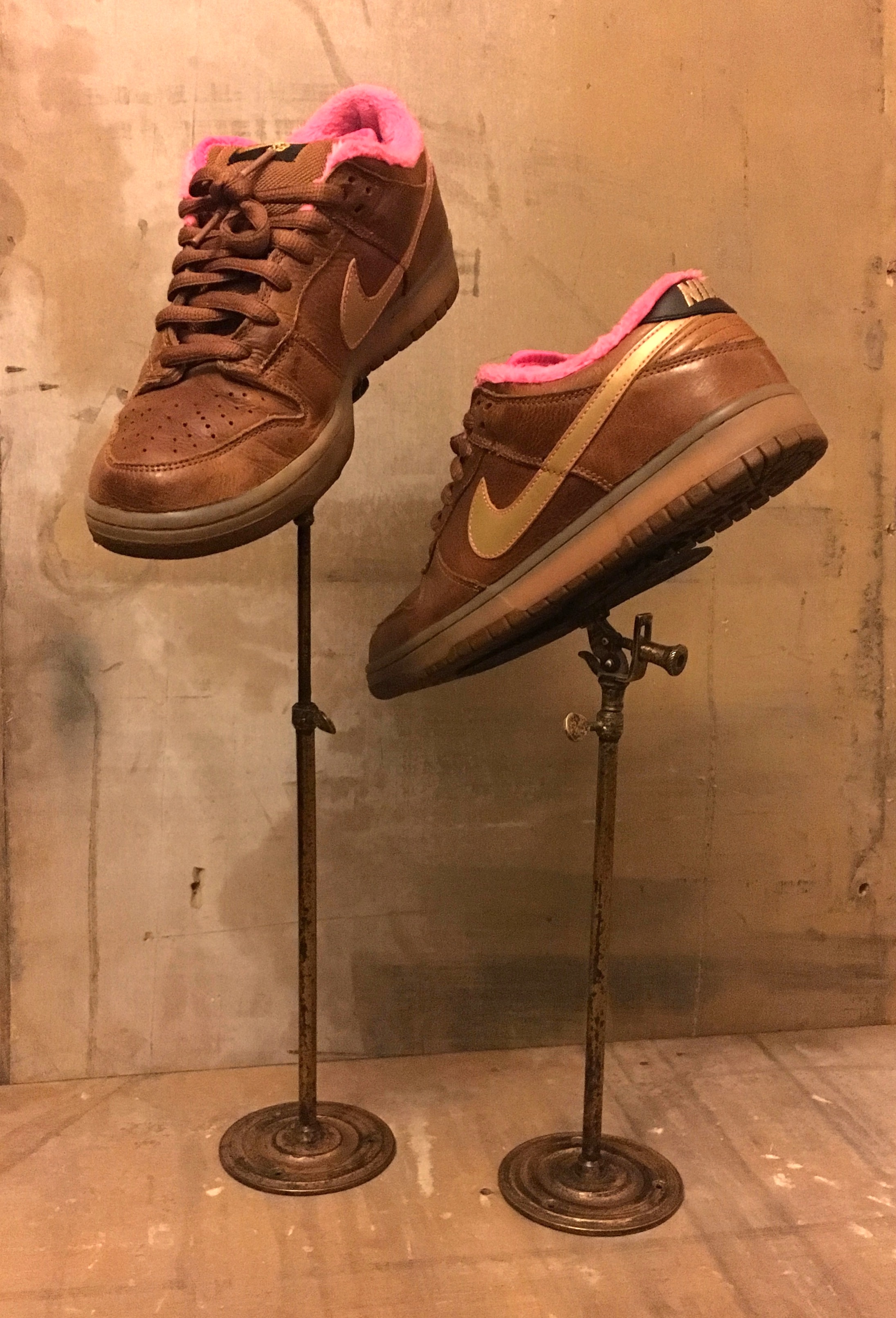 Brass Shoe Display Stands Artistic Industrial Part 1